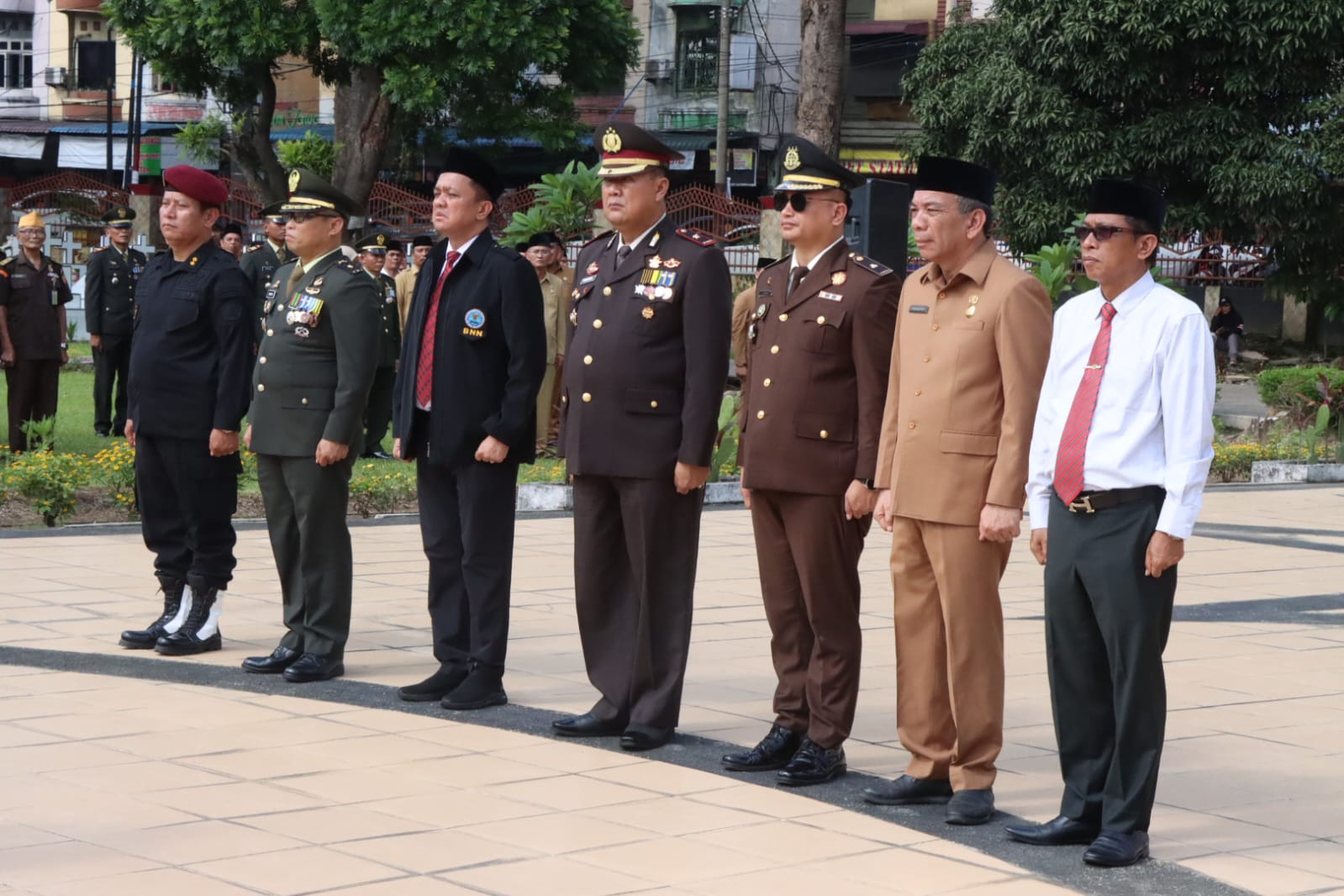 Peringatan Hari Pahlawan Kapolres Binjai Lakukan ziarah Taman Makam Pahlawan